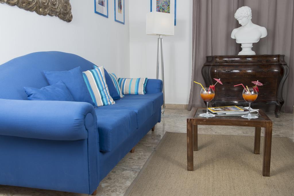 Albergo Scalzone กัสเตลโวลตูร์โน ภายนอก รูปภาพ