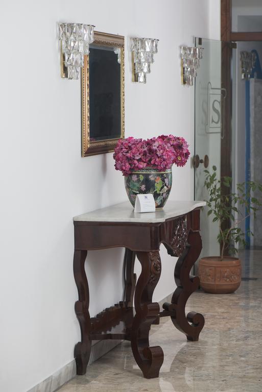 Albergo Scalzone กัสเตลโวลตูร์โน ภายนอก รูปภาพ